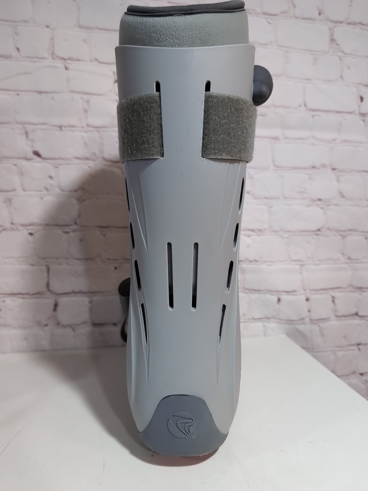 Breg Genesis 3 Strap Full Shell Tall Foot Ankle Walker Boot Brace Size M Medium