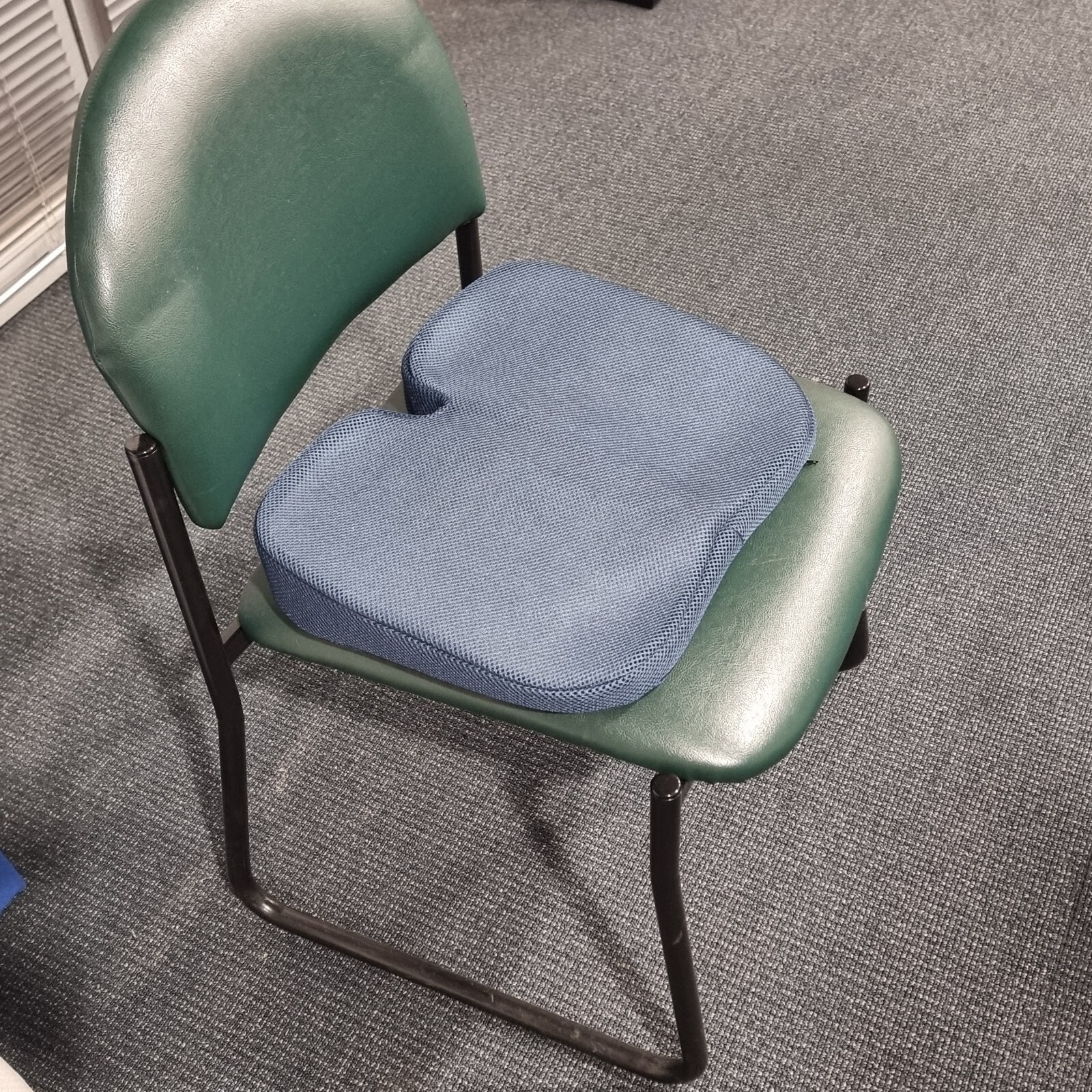 PREMIUM HIGH DENSITY SEAT SUPPORT CUSHIONS FOR OFFICE, CAR OR HOME. PACK OF 2.