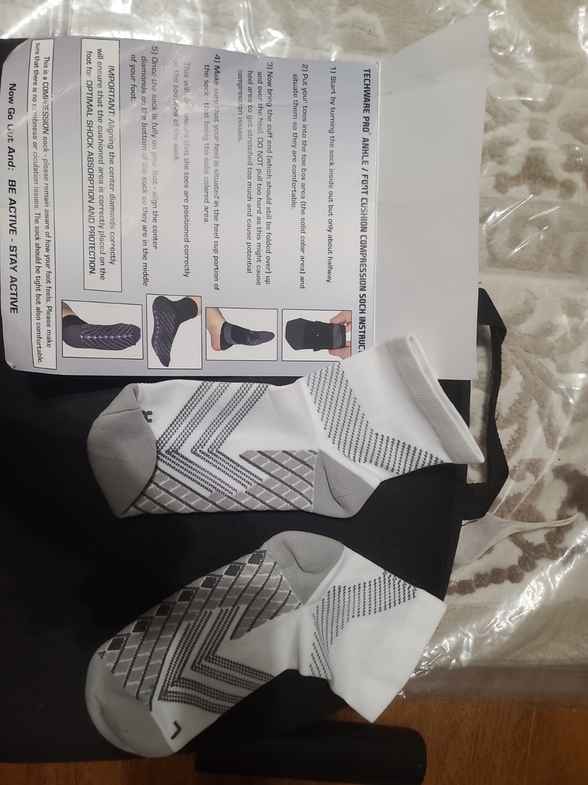 TechWare Pro Compression Ankle/Foot Socks Gray White Size M Be ActiveStay Active