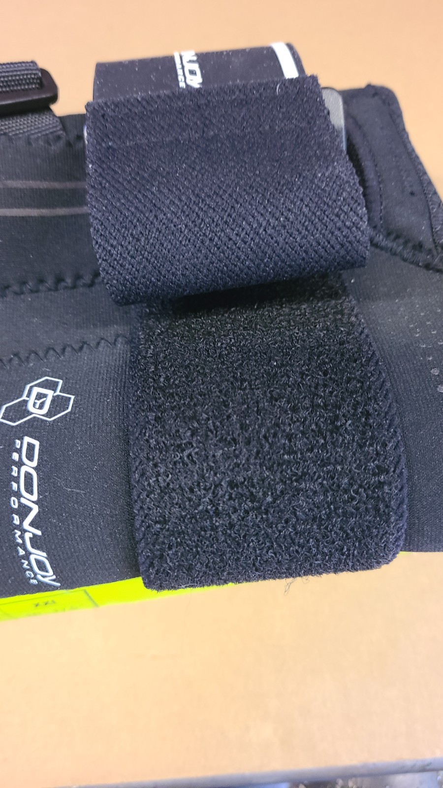 DonJoy Performance Bionic Elbow Brace II Size Small SM New Open Box DP181EB01