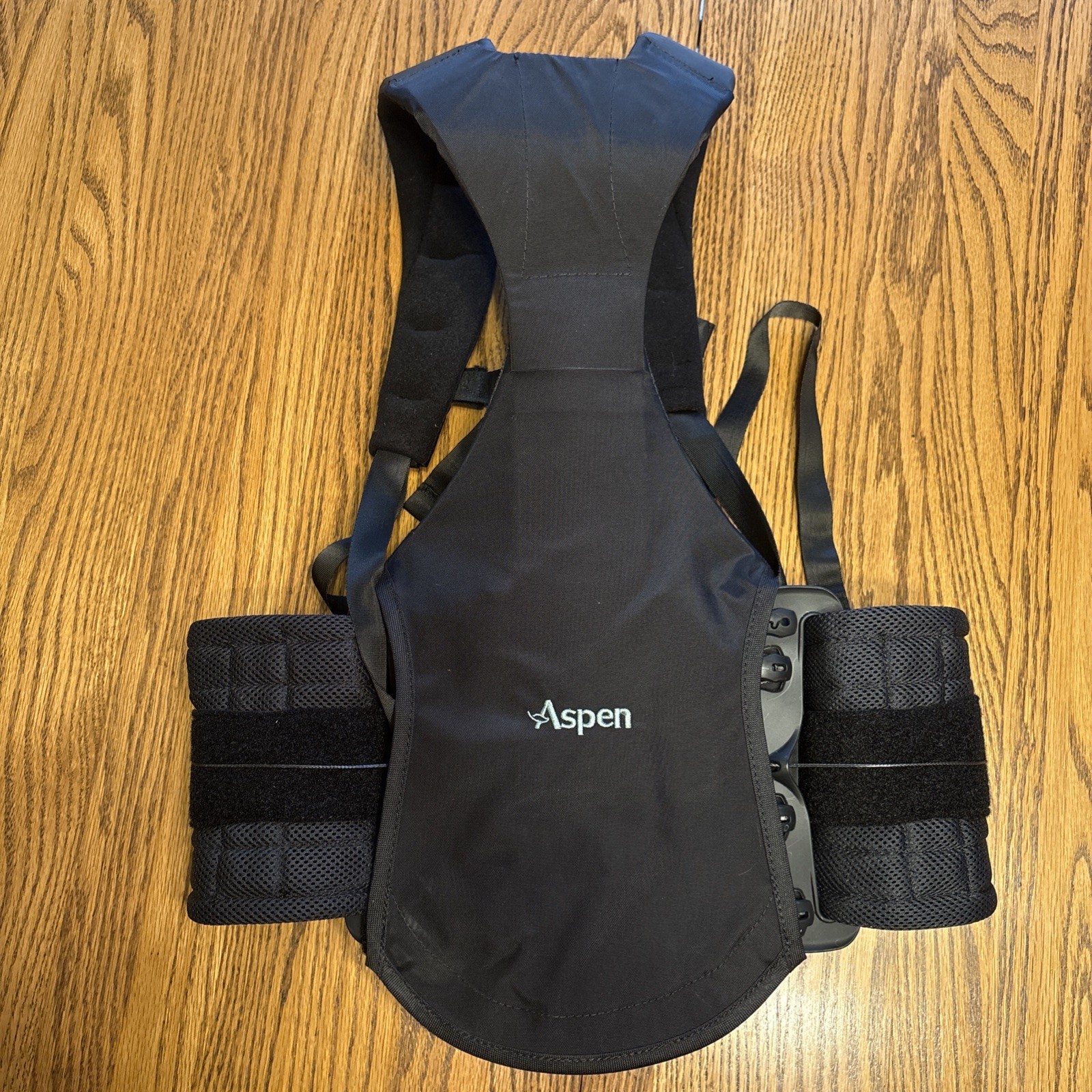 Aspen Horizon 456 TLSO One Size Adjustable Back Brace Black