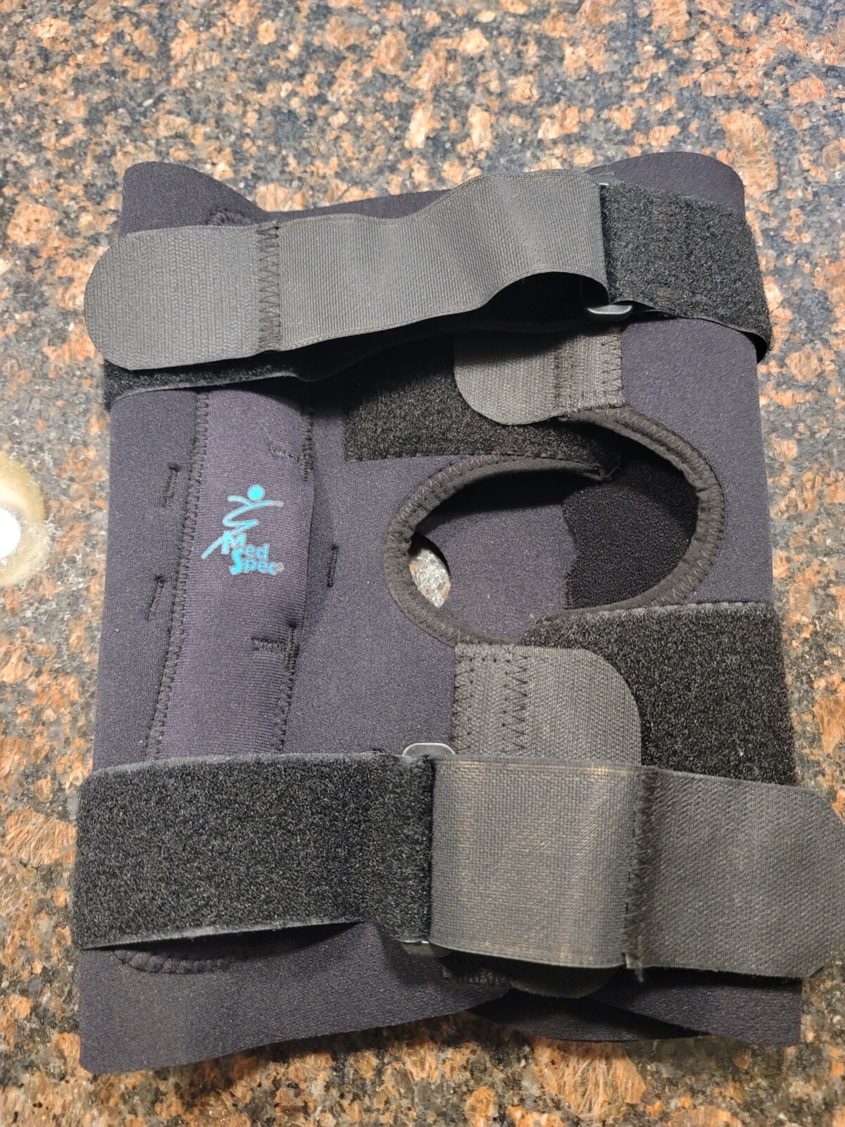 Med Spec Gripper Hinged Knee with breathable Coolflex, 12″ Size 3XL