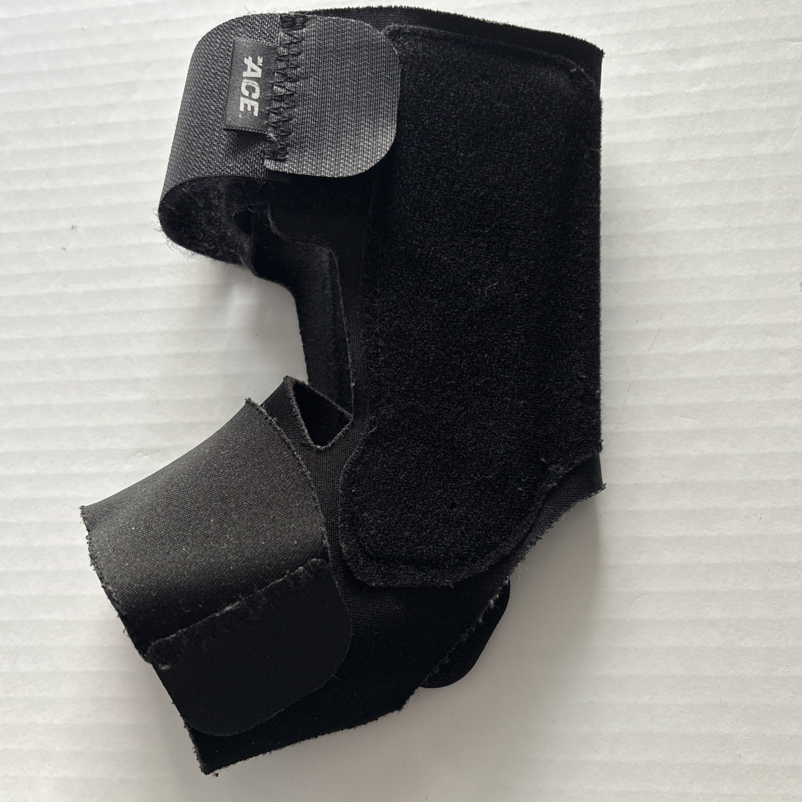Ace Ankle Brace With Side Stabilizers