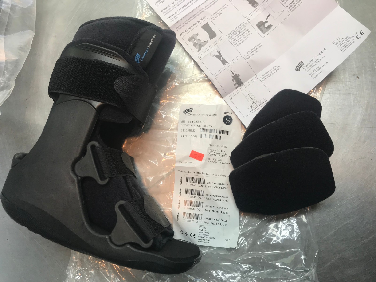 11103 Ovation Medical Pneumatic Shockpod Short Walker Brace SMALL Black