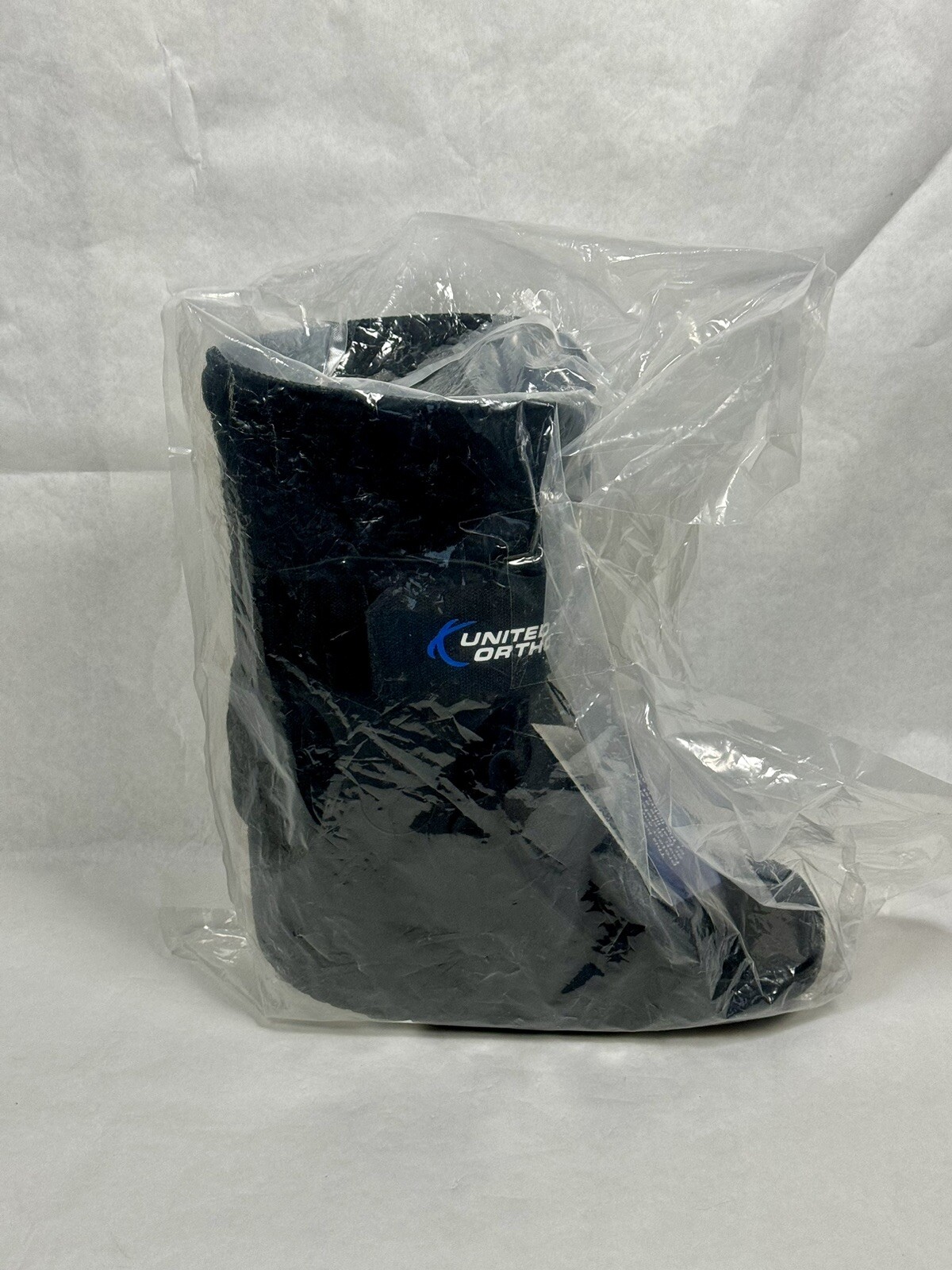 United Ortho USA14013 Short Cam Walker Fracture Boot, Small, Black