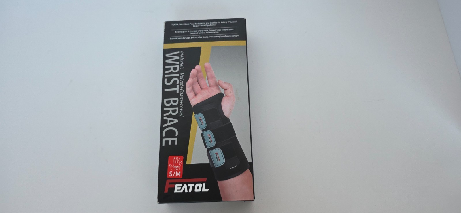 FEATOL Wrist Brace for Carpal Tunnel Adjustable Support Right Hand Small/Medium