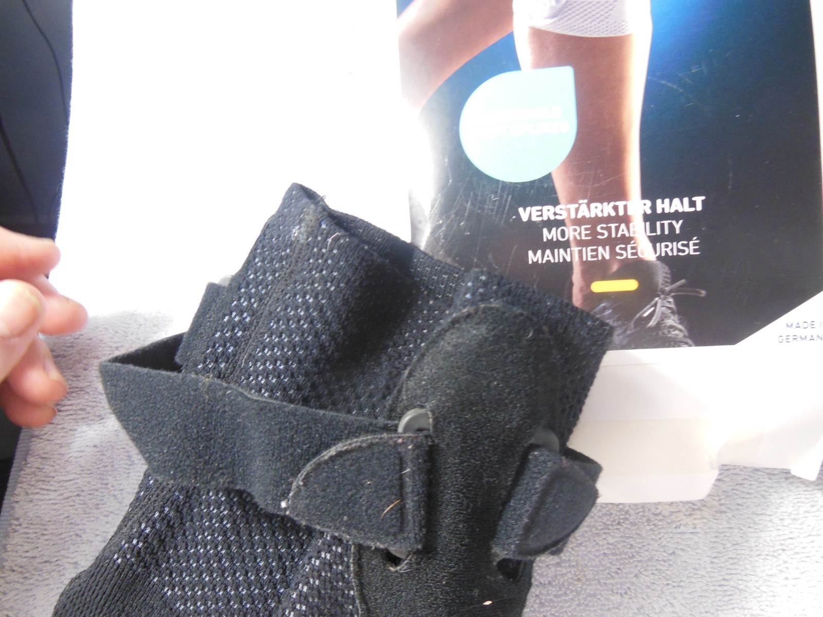 Bauerfeind GenuTrain S Pro Size 3 Left Knee Joint Brace Patella Support Sleeve