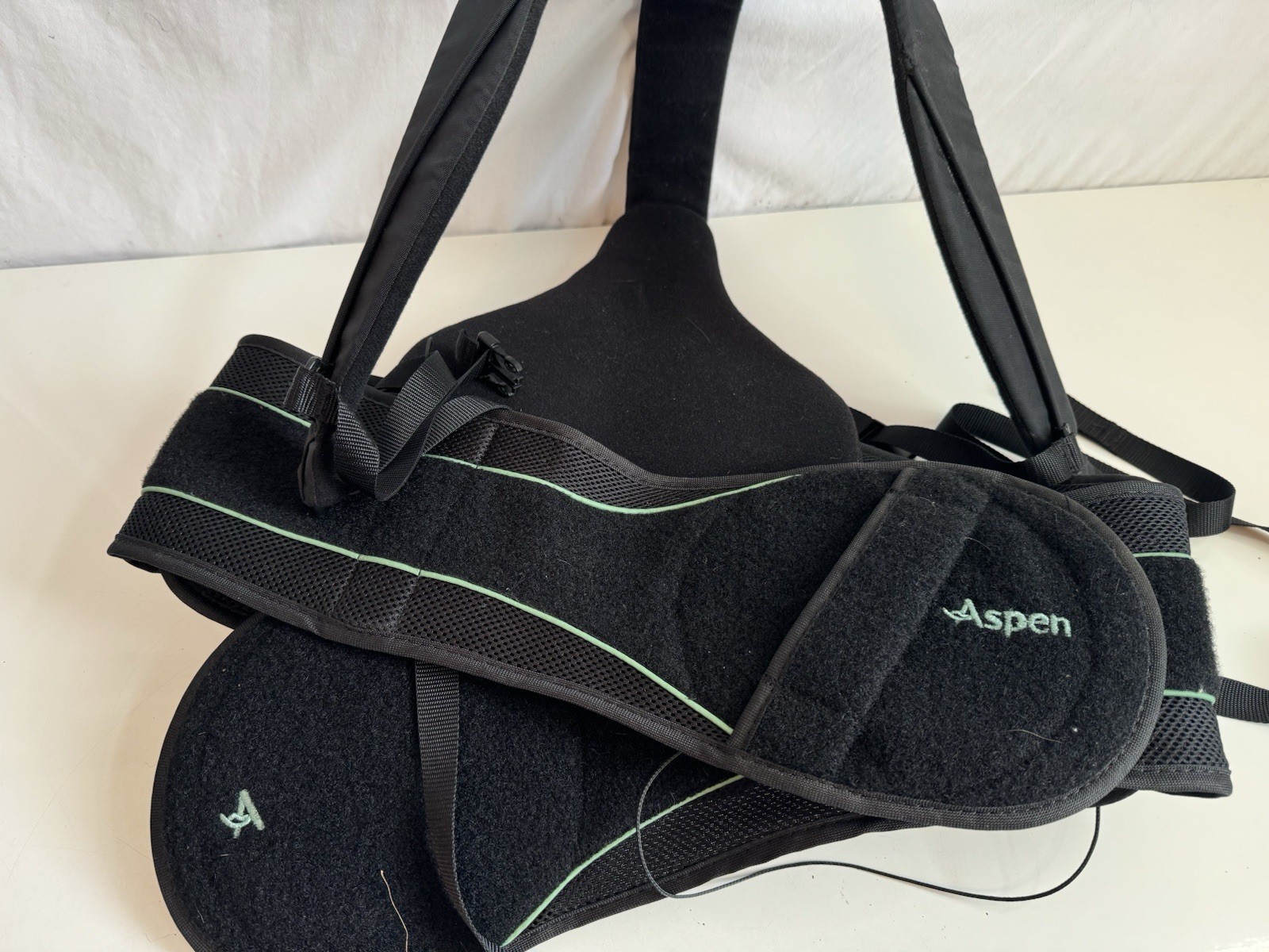 Aspen Summit Full Over the Shoulder Back Brace Size XS-XXL Black Adjustable