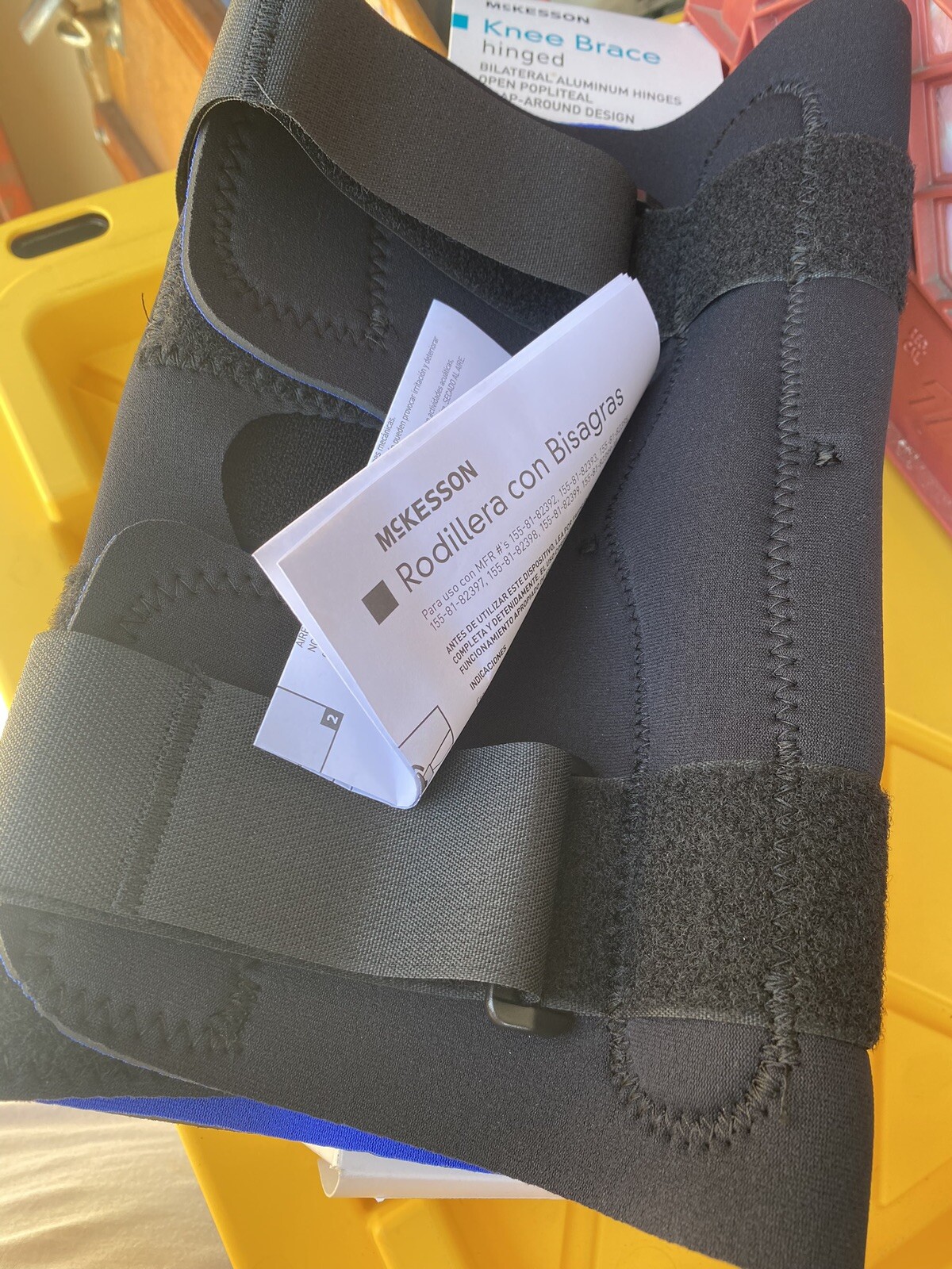 McKesson Knee Brace Hinged Bilateral Open Popiteal 2X-Large (25 1/2 in to 28 in)