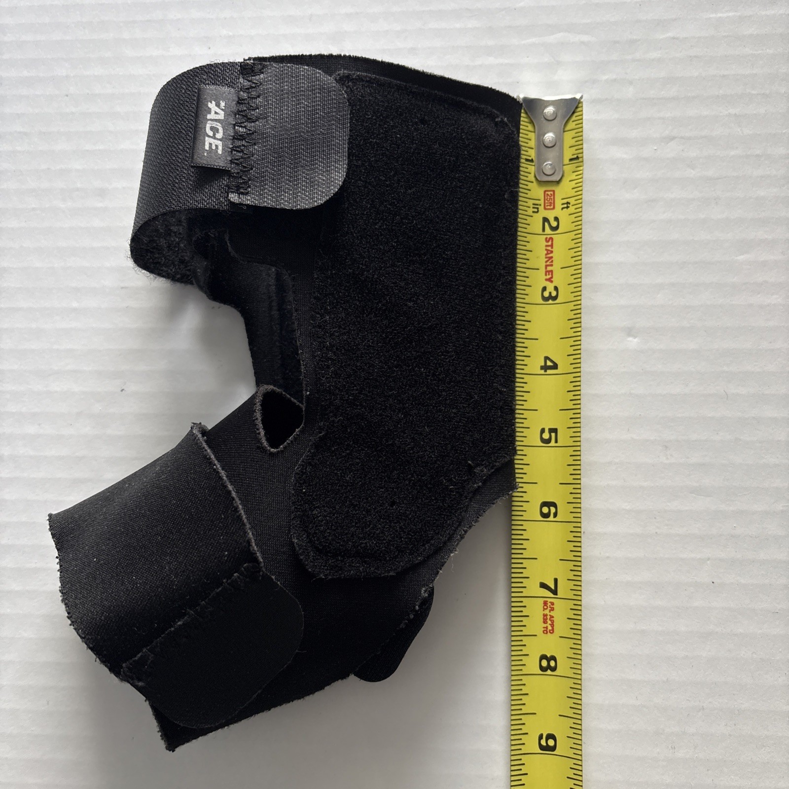Ace Ankle Brace With Side Stabilizers