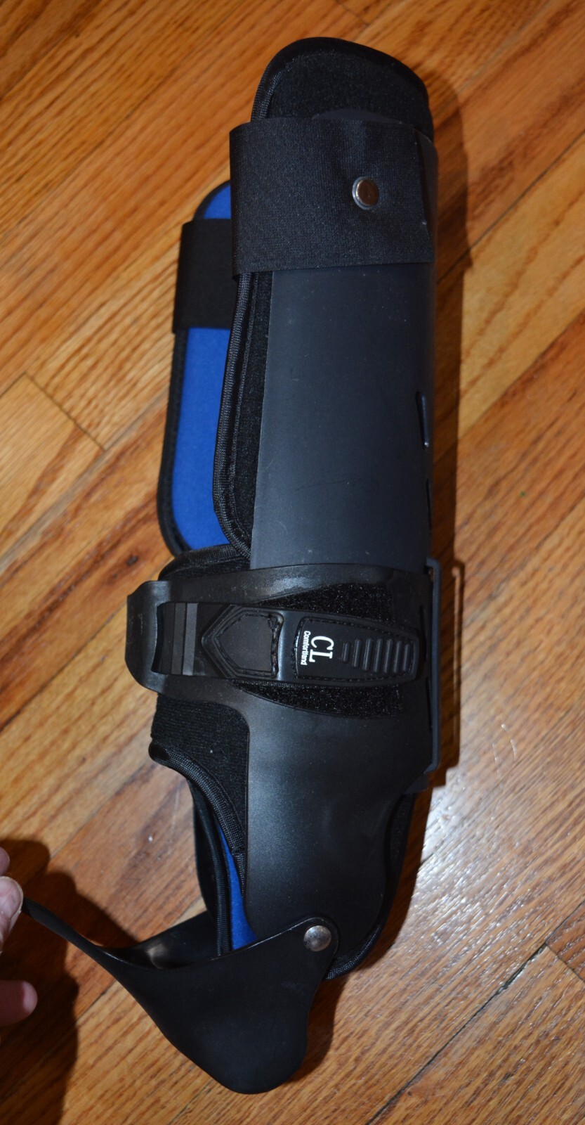 Medical CL ComfortLand Foot/Calf Brace Left & Right SMALL Heel PAD