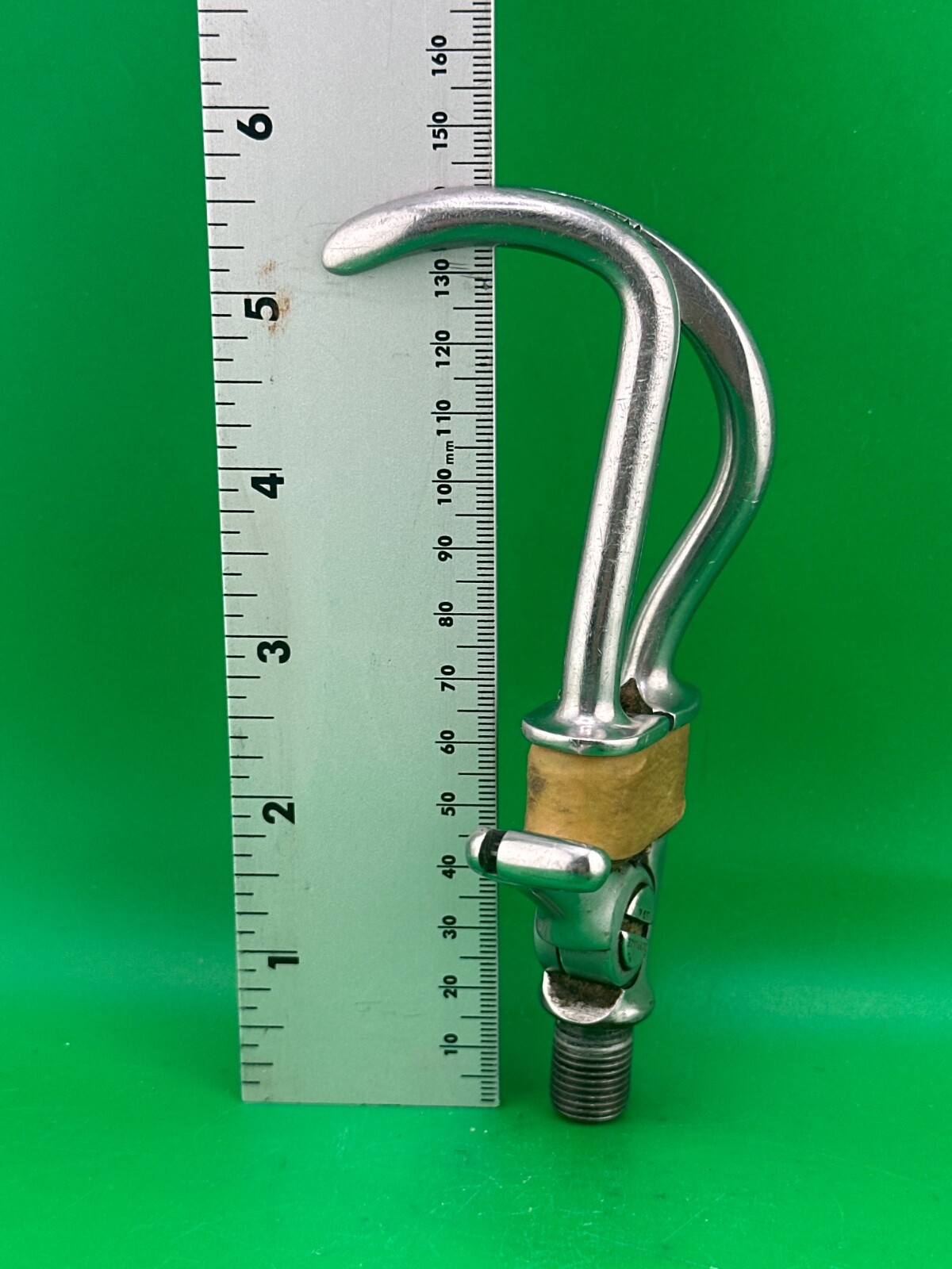 RIGHT Canted Aluminum Prosthetic Hook. Fillauer, Hosmer. Dorrance 5XA Hook