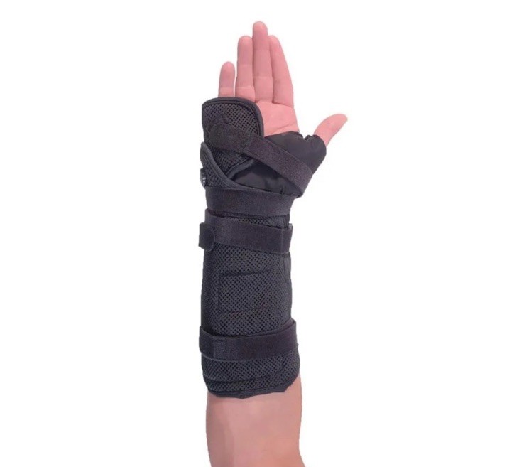ISO Preferred Wrist Brace Carpal Tunnel Splint Universal Left Right Hand Support