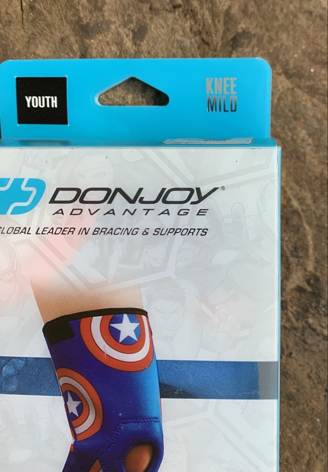 Marvel Captain America Knee Sleeve with Patella Donut. New. Youth