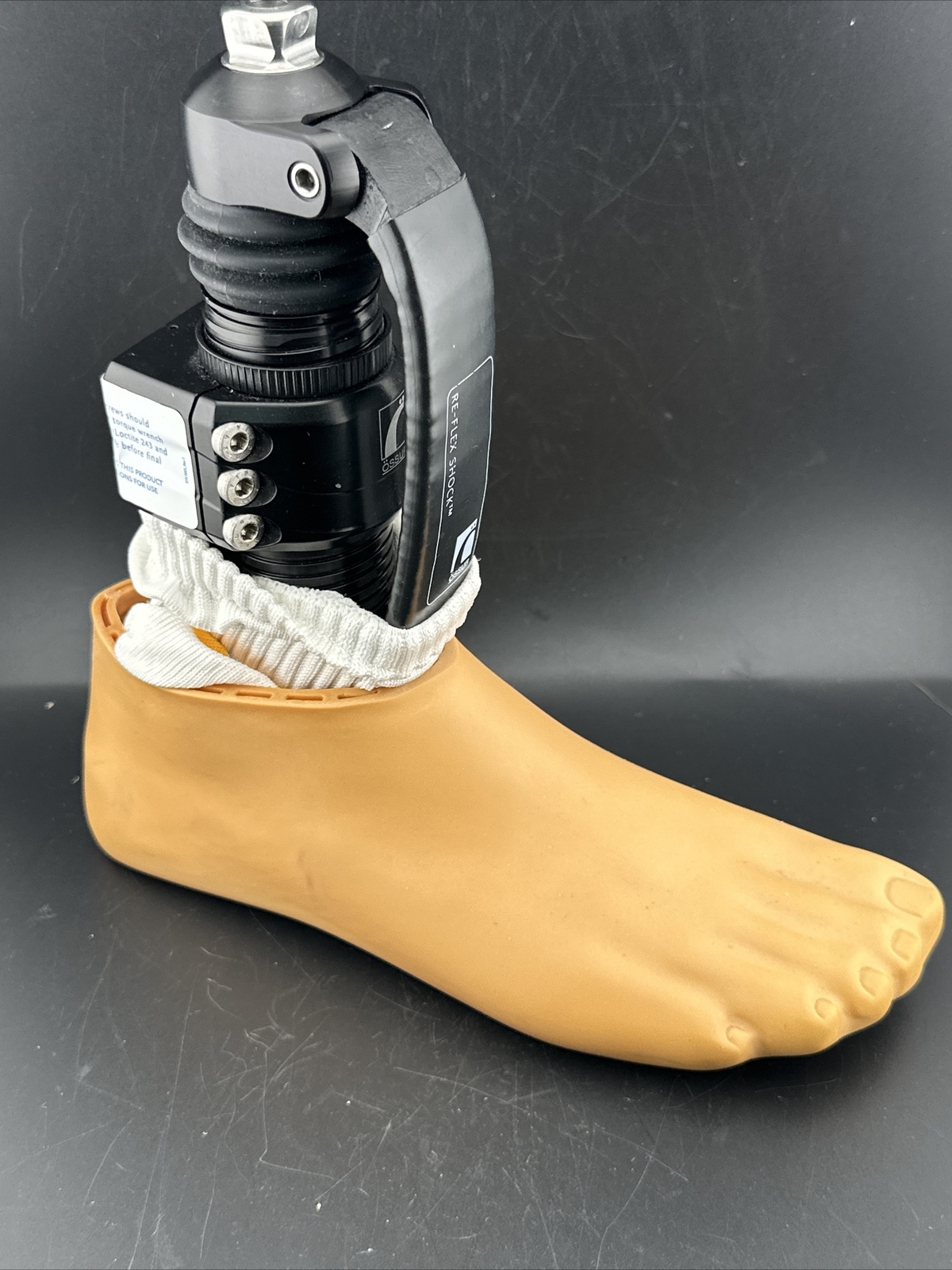ossur reflex Re-flex Shock prosthetic foot. size 25. category 1. prosthetic leg