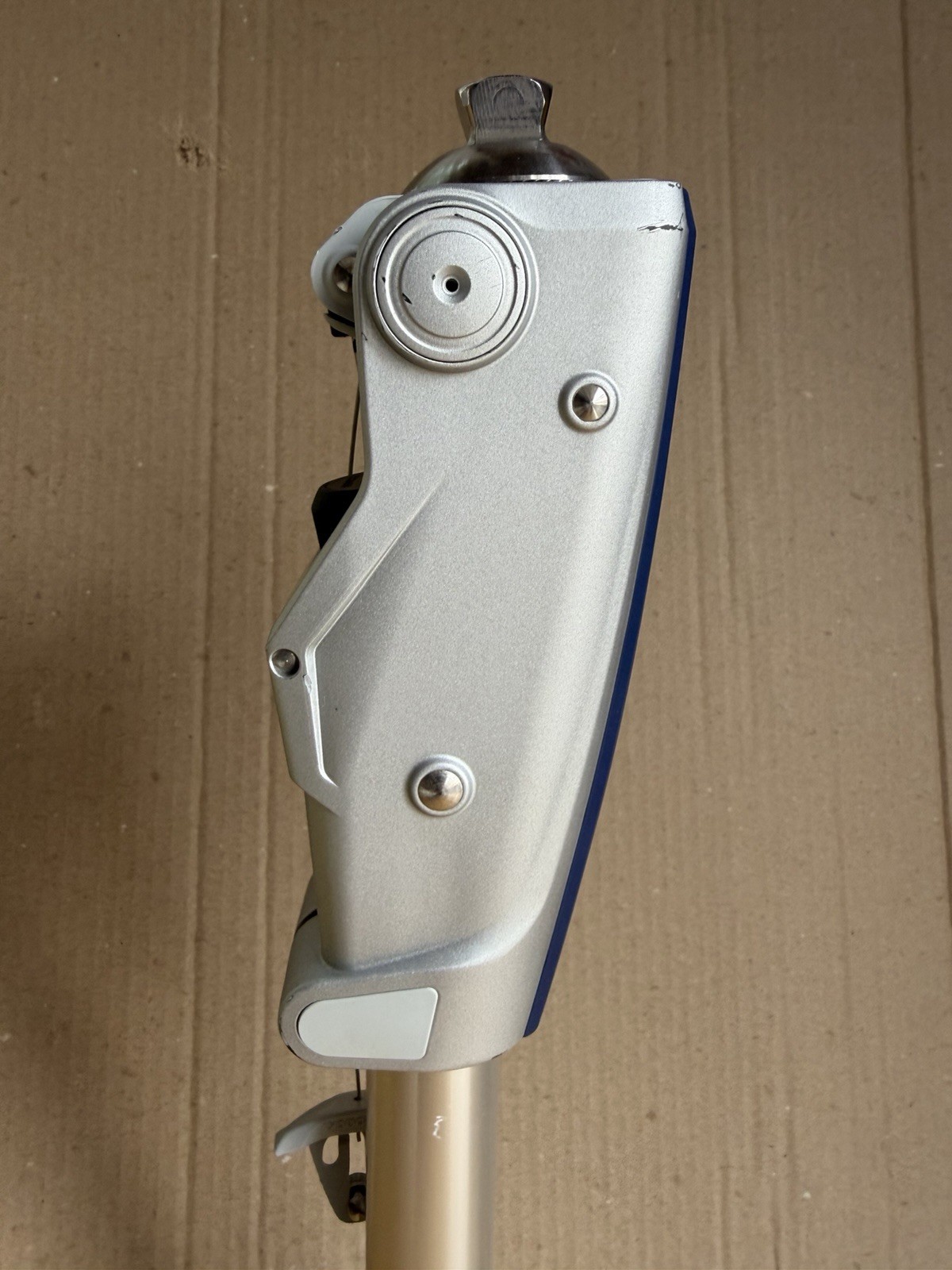 Otto Bock Prosedo 3R91 Prosthetic Knee with Pylon