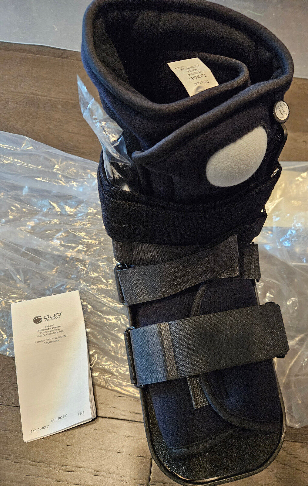 NEW IN BAG Donjoy Maxtrax Air Ankle Walker Brace Walking Boot 11-1380-4 Large