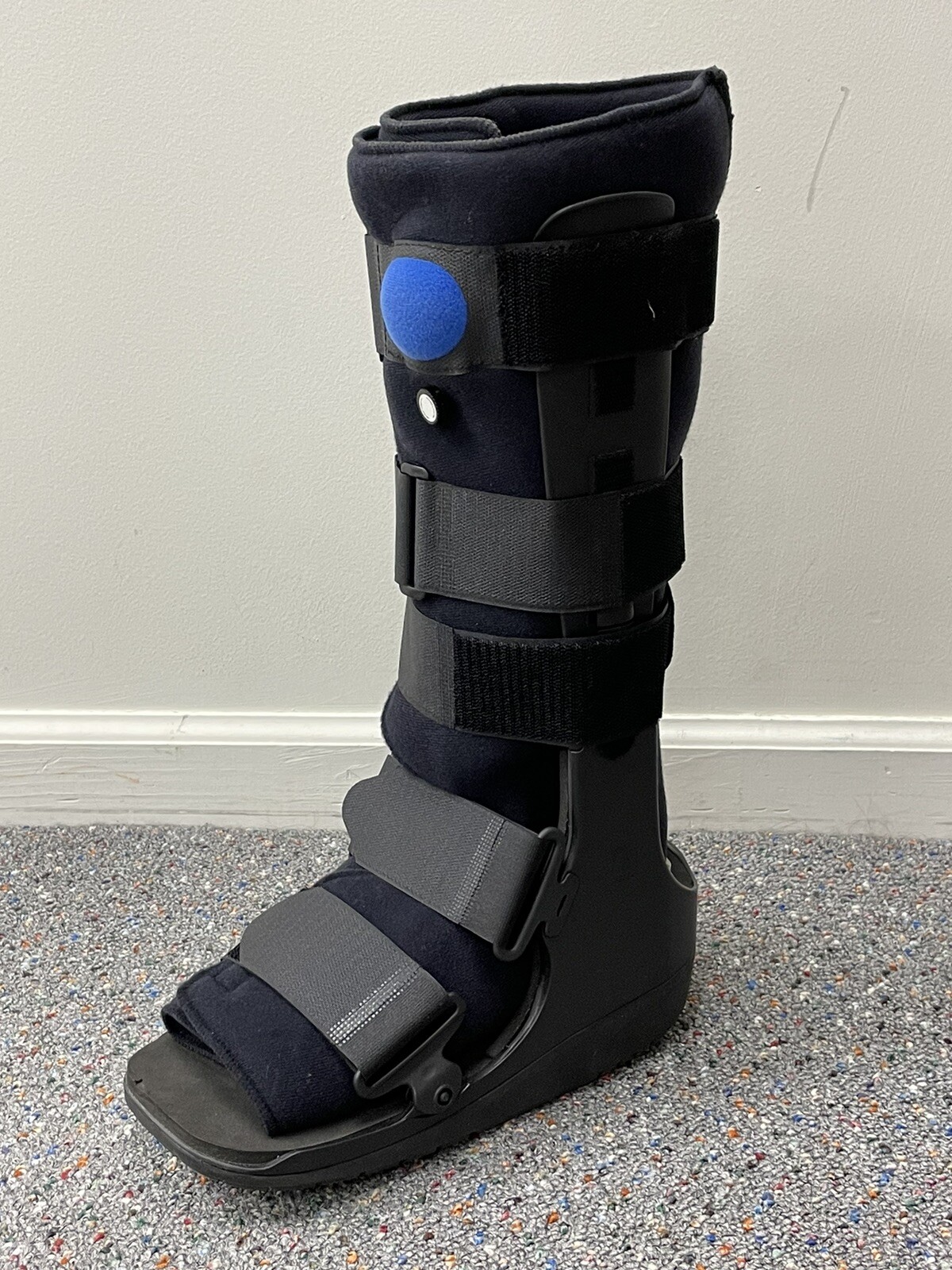 Ossur Walker EQ Air MD Black A-W0600BLK NEW Walker Fracture Boot – Full Size