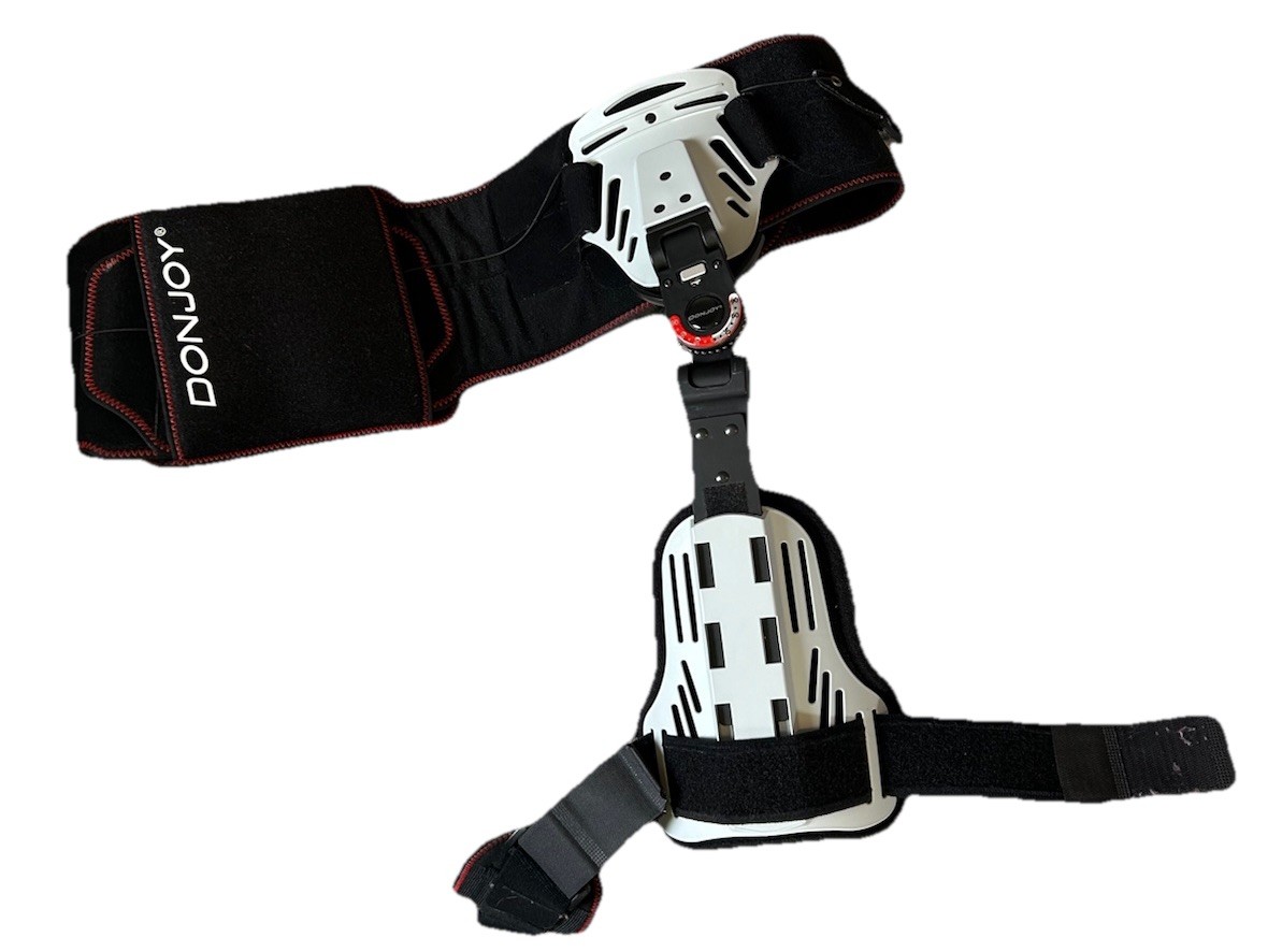 DONJOY VersaROM Hip Brace Left/Right Adult Adjustable Post Op Support Used