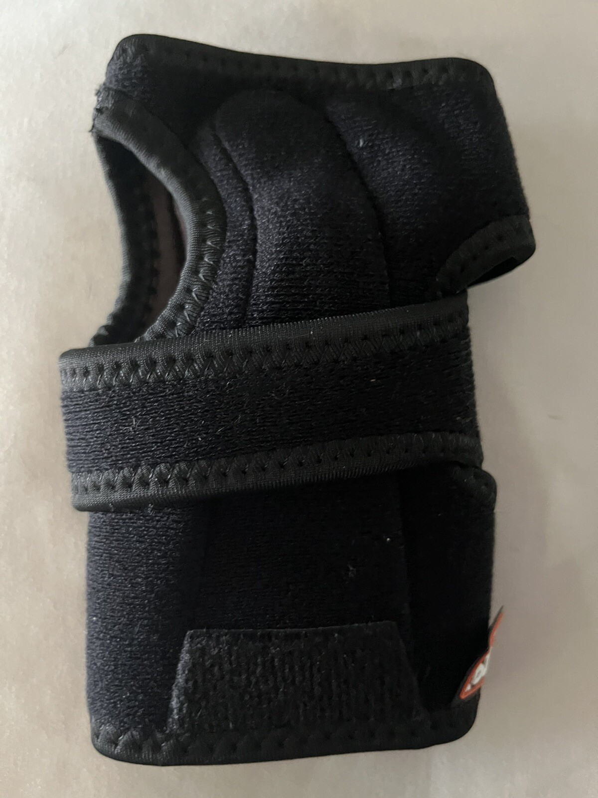 —. VTG AGION WRIST SUPPORT (UNISEX)