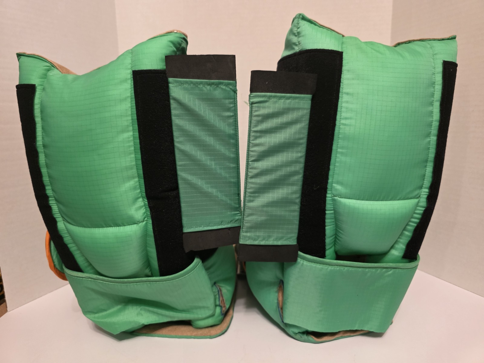 Lot of 2 EHOB TruVue Heel Protector Boot Standard Size Green With 2 Wedges