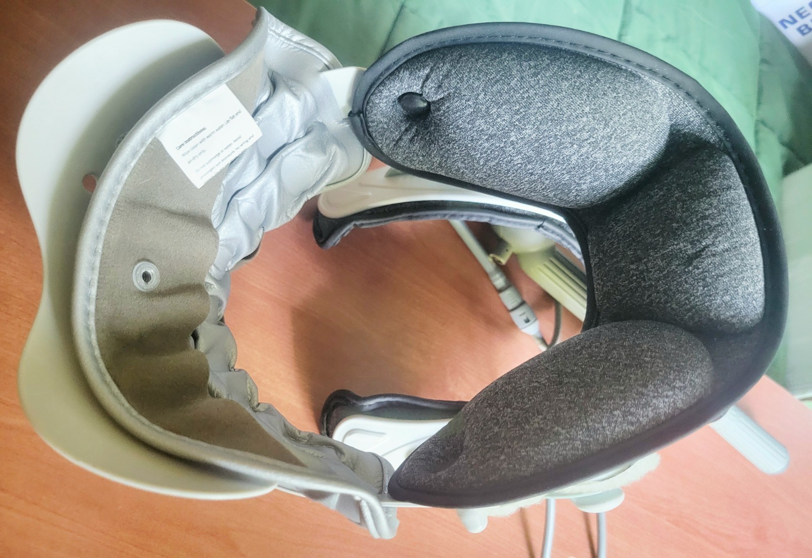 Cervical Neck Brace Adjustable Hand Pump