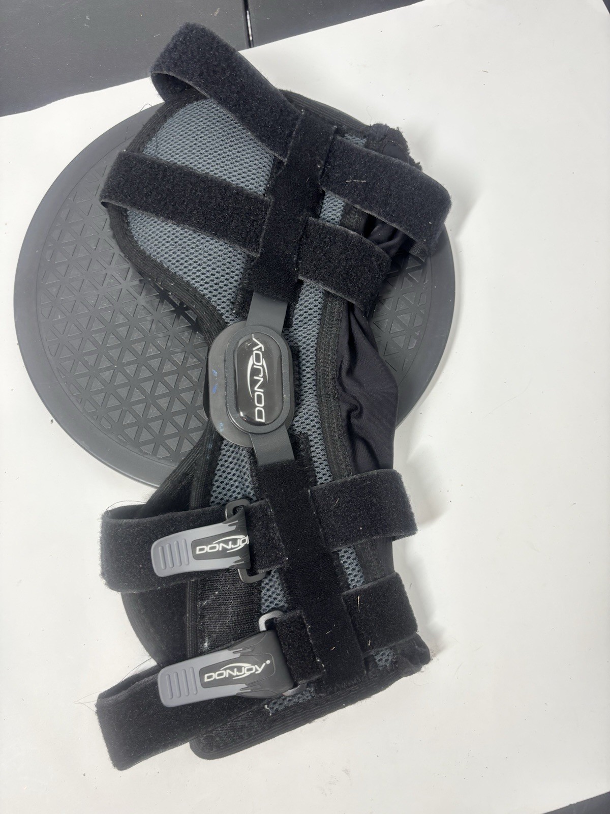 Donjoy LegBrace Double Sided Small