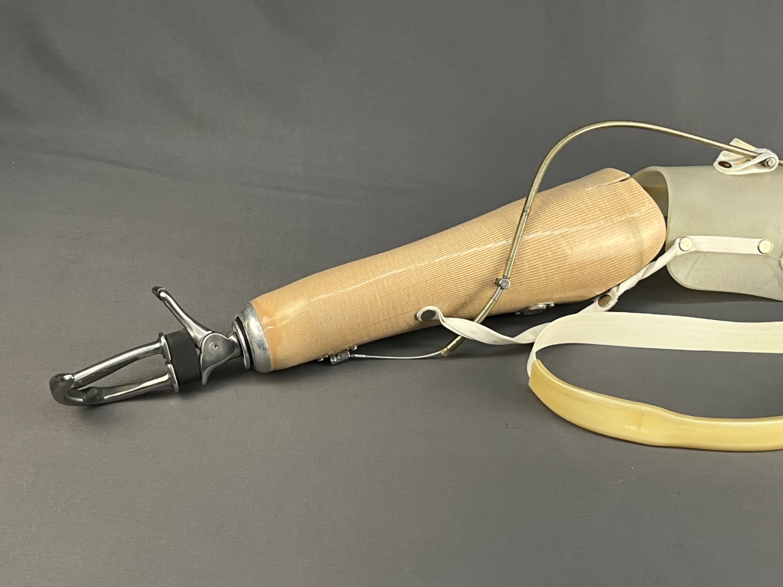 Vintage Prosthetic Adult Arm Body Powered Dorrance 5X Hook Medical Display Prop