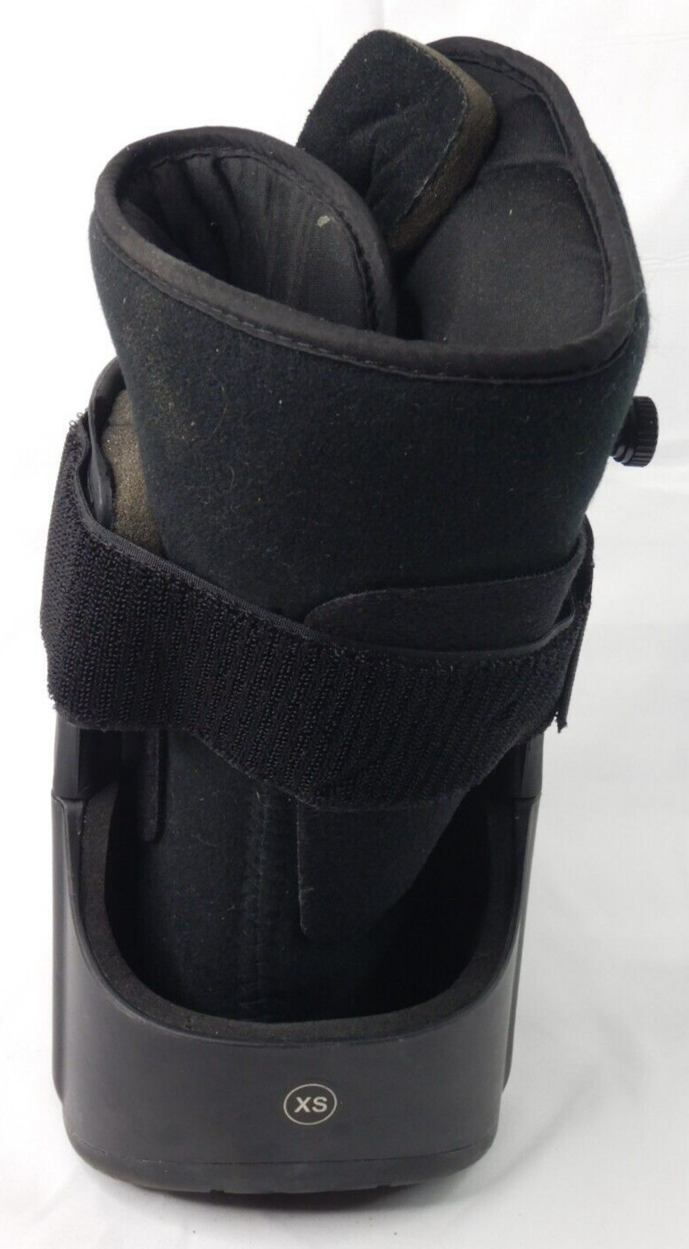 United Ortho Short Air Cam Walker Fracture Boot Extra Small Black