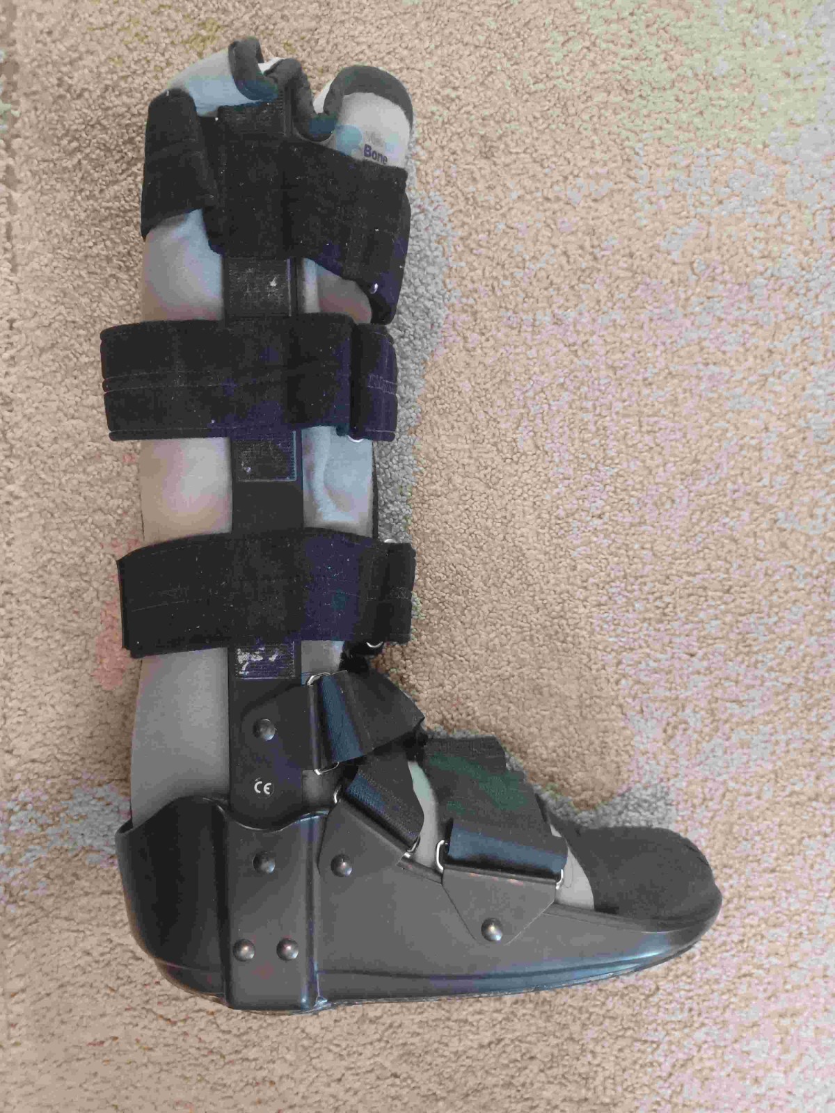 DonJoy Boot Unisex Adult Medium Full Foot Walking Boot