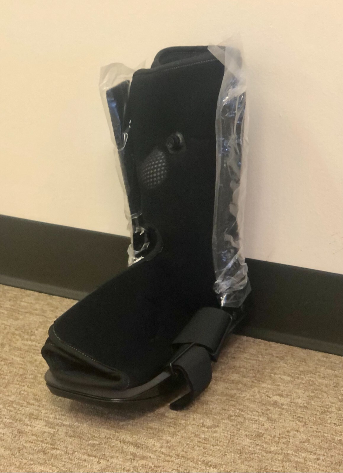 BREG PROGAIT PLUS BLK MIDCALF L, REF: AL552007; BRAND NEW