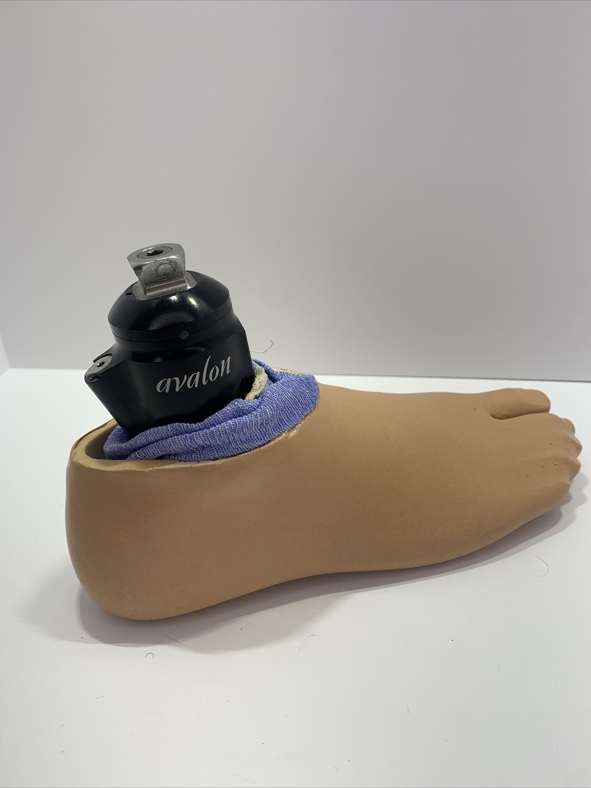 endolite blatchford avalon prosthetic foot. hydraulic ankle foot.