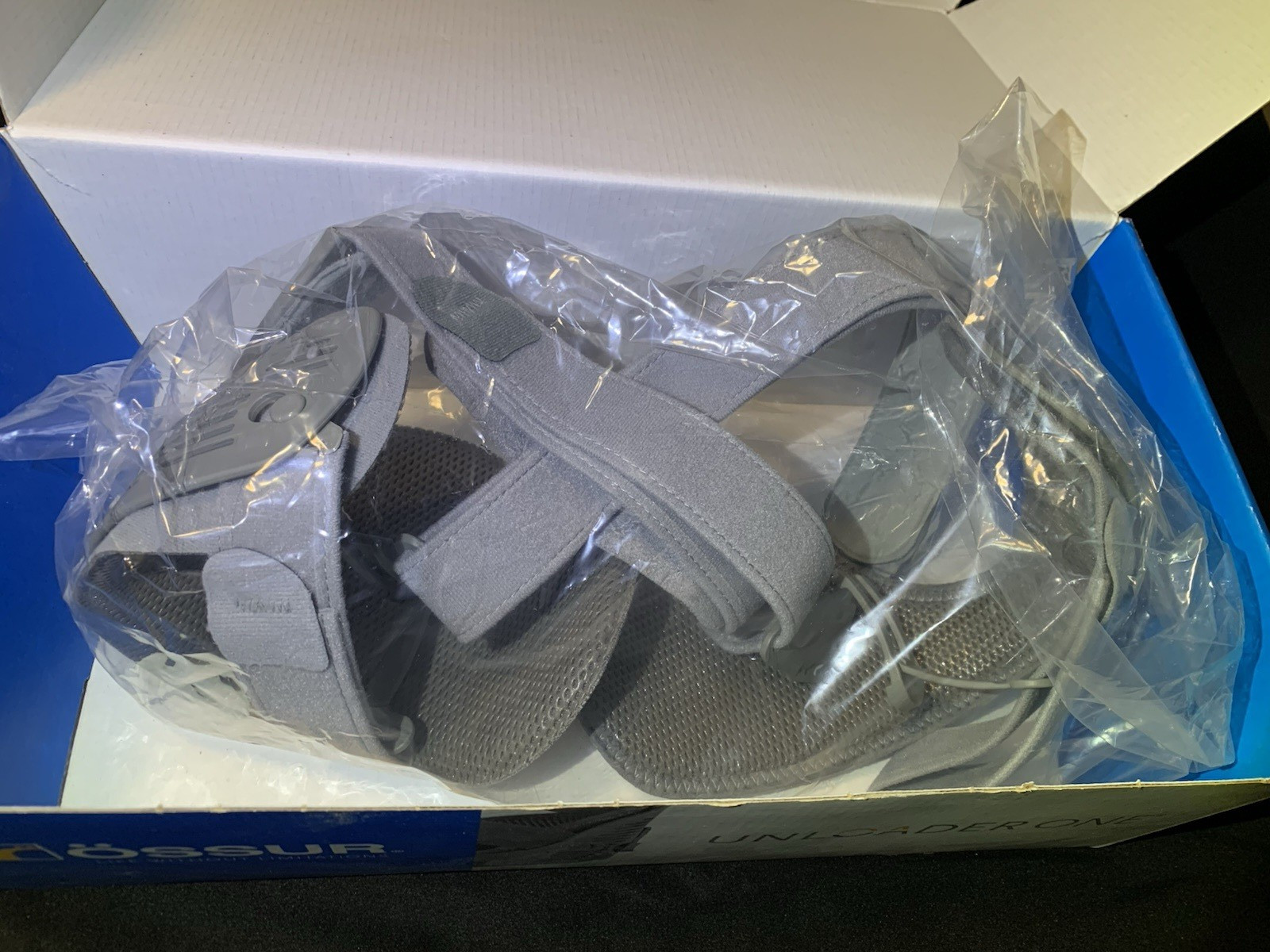 Ossur Unloader One Medium Left Medial LM Knee Brace with Extras EUC