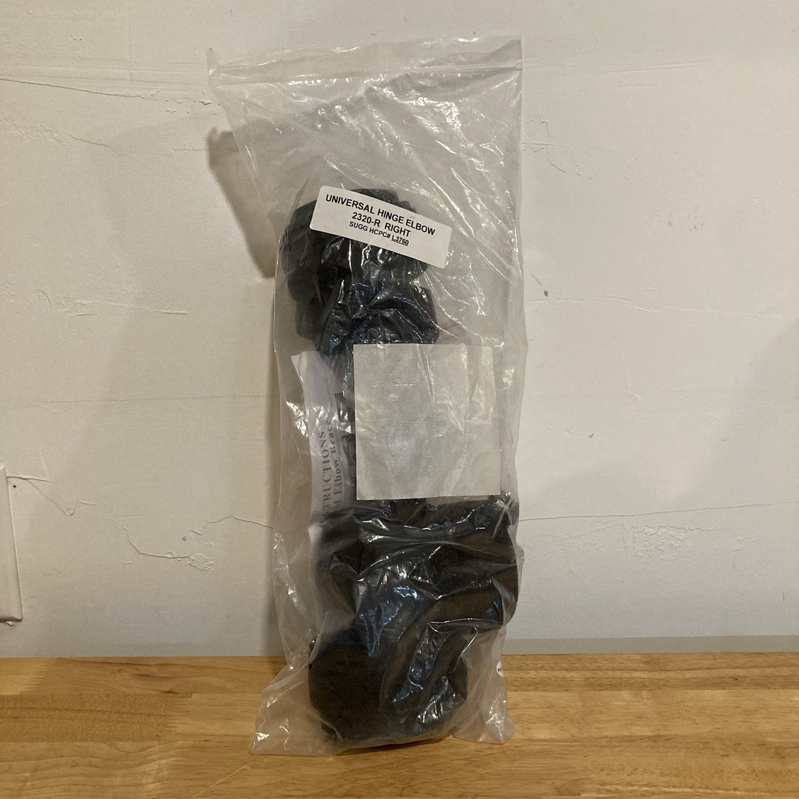 Advanced Ortho Universal Hinge Elbow Brace Right Arm 2320-R