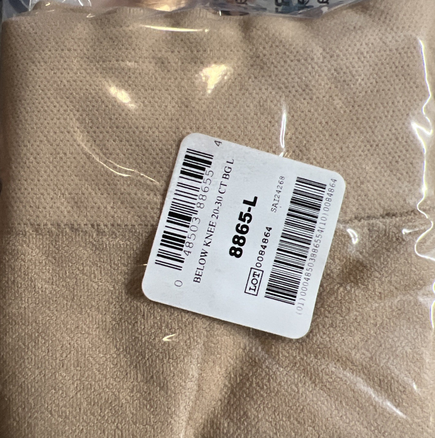 Truform 20-30 mmHg Below Knee Soft Top Compression Stockings Closed Toe Beige