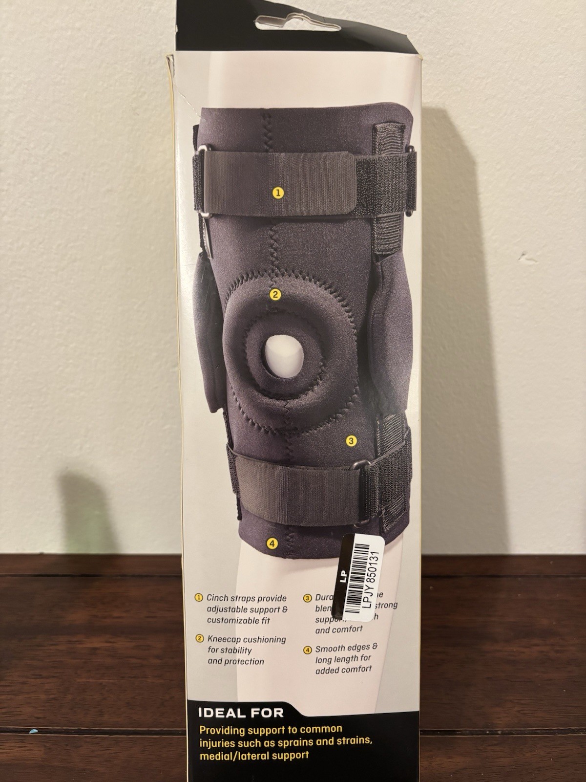 FUTURO Hinged Knee Brace Adjustable size – 1ct NEW OB
