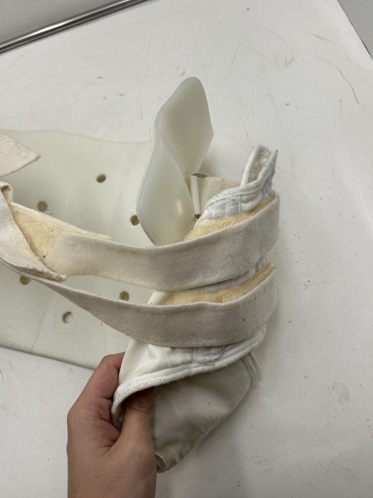 Clamshell Back Brace Orthosis Scoliosis Kyphosis Overlap White TLSO Hard Plastic