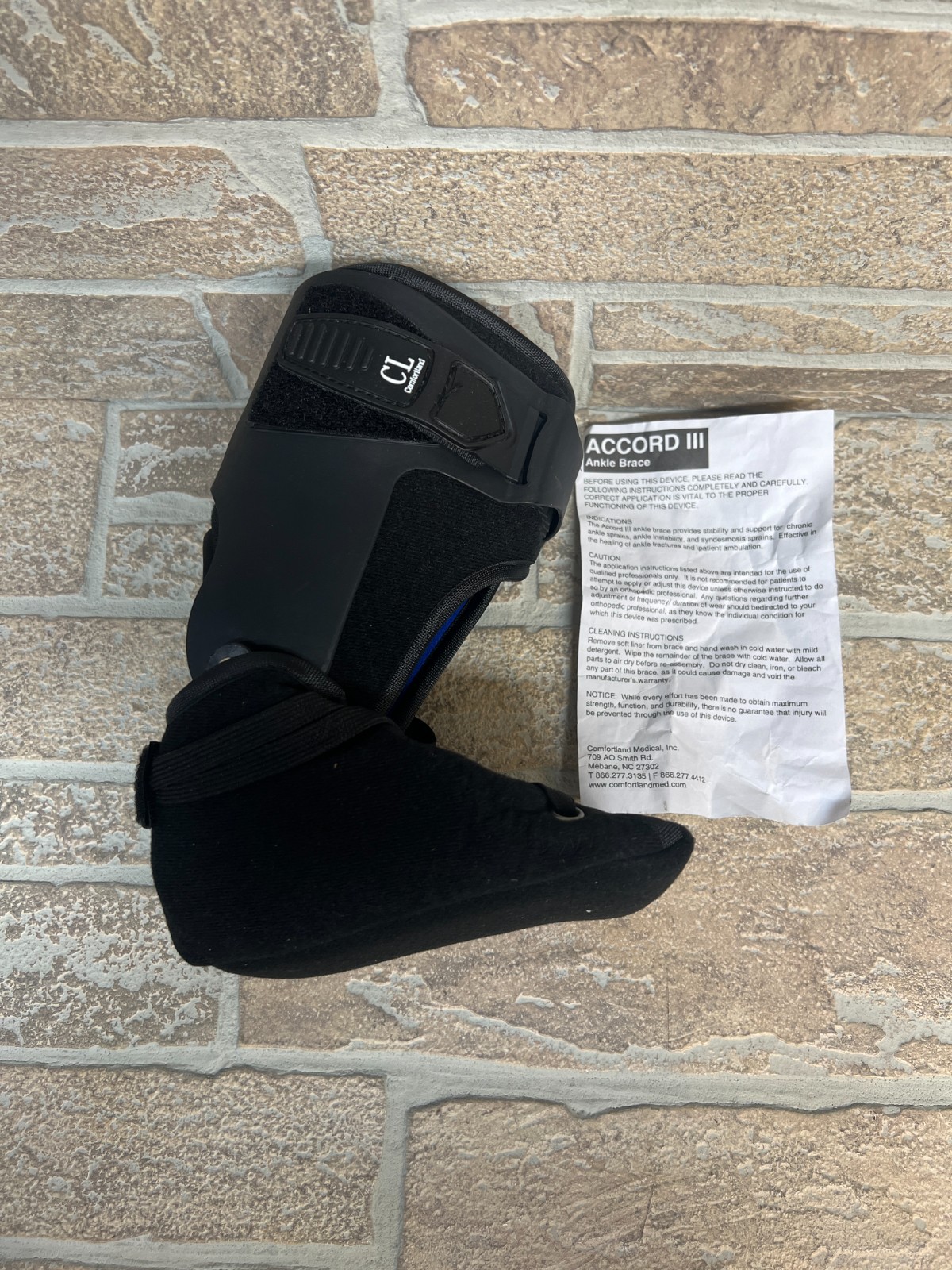 Comfortland Accord III Ankle Brace Black CL-301-2-R Small Right