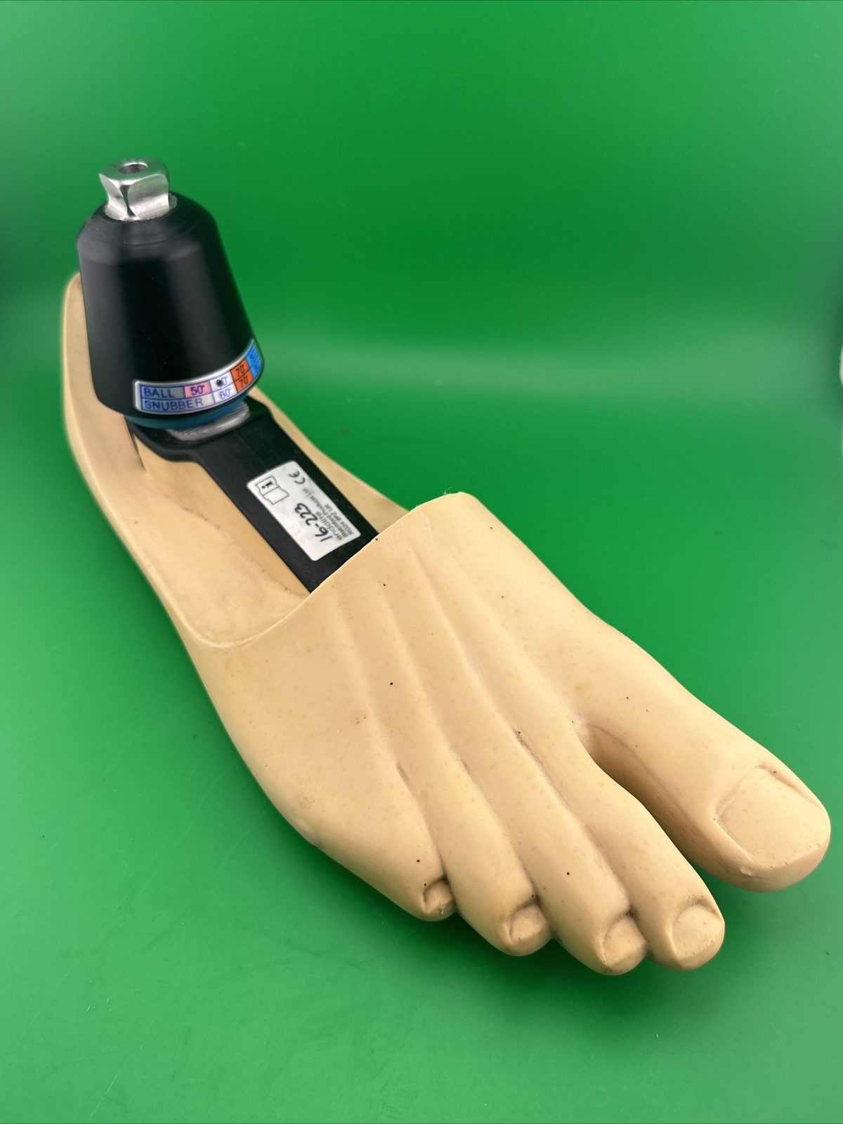 Endolite Blatchford Multiflex Right Size 30 Prosthetic Foot.