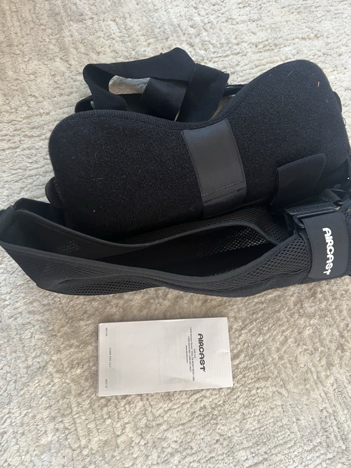 Aircast Quick Fit shoulder immobilizer sling in black Universal