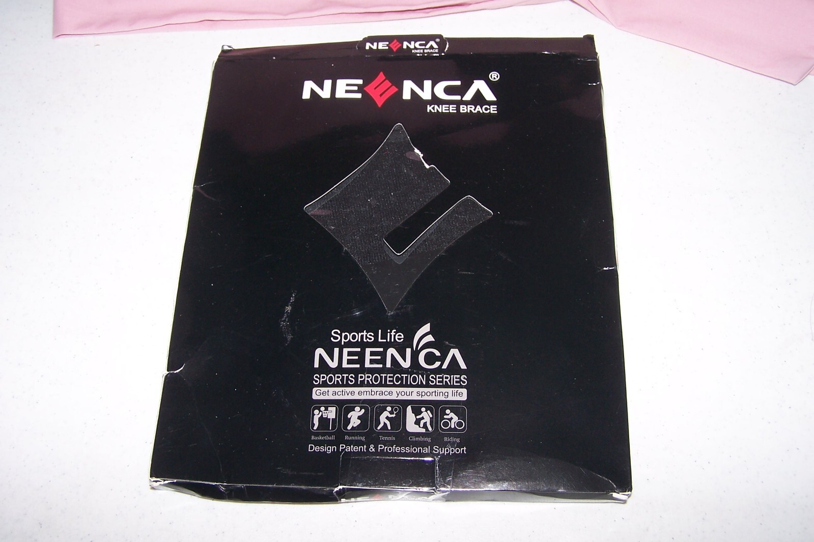 NEENCA Knee Brace Sports Life NEW in Box Size: Medium Color: Black