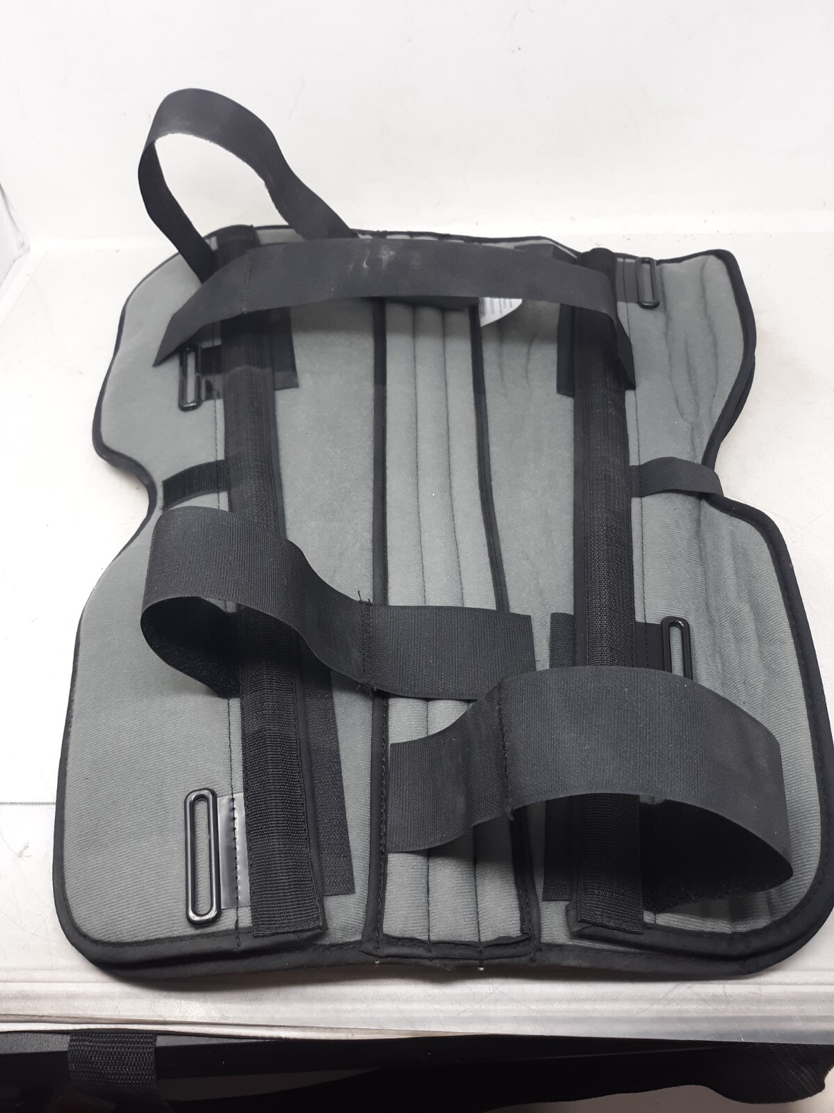 DJO Universal Leg Brace Adjustable Gray White & Black 19.5″
