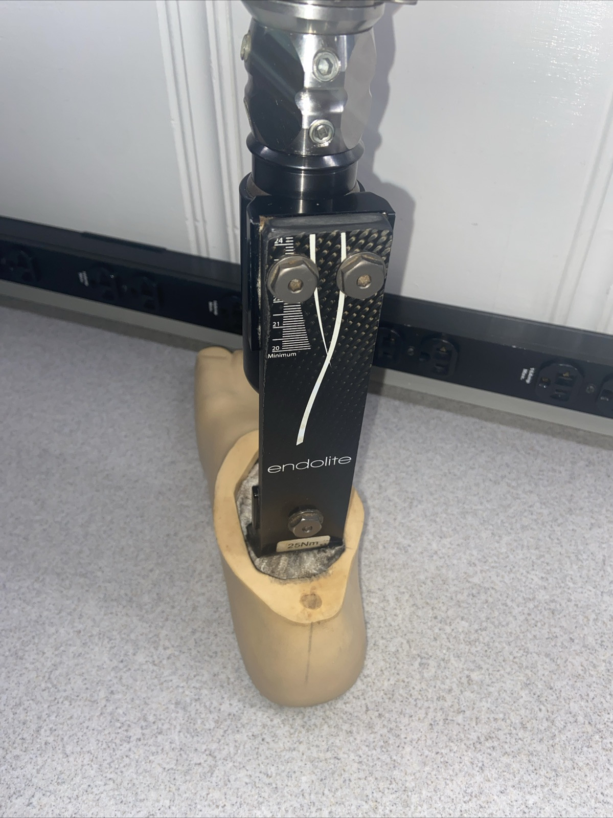 Endolite VT Vertical Shock With Elite Blade Prosthetic Foot Sz 28 Ft