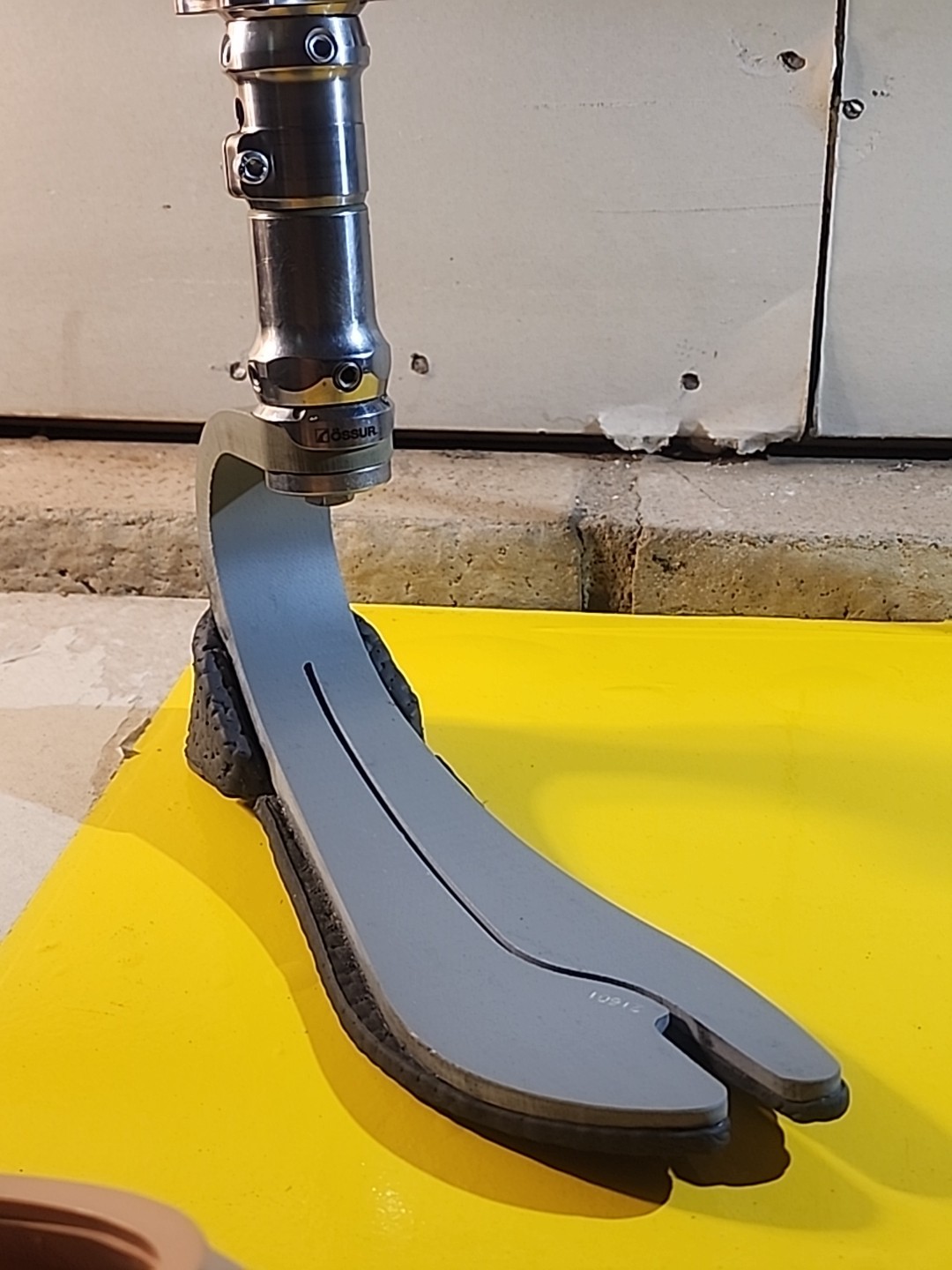 ossur balance Foot s prosthetic foot. size 30 . category 5 Right