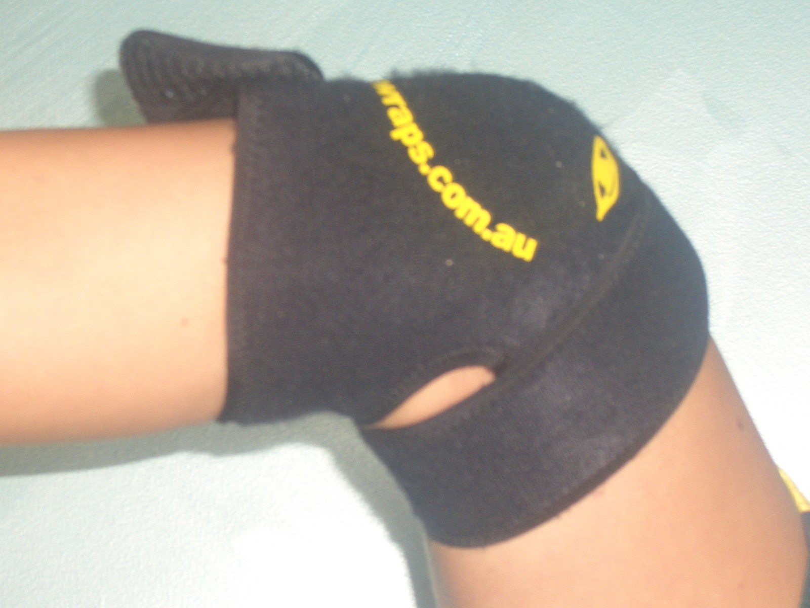 Wrap on Icepack Locks in Place Injury Management Ice Injuries Easily OZ Seller