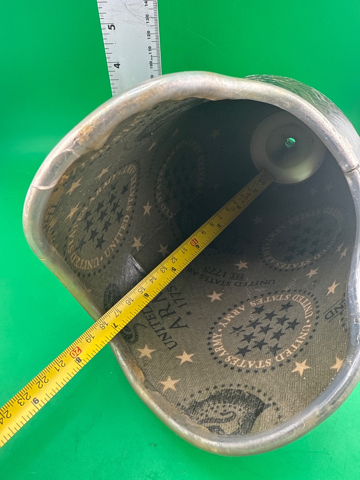 Right below knee prosthetic socket. Not for medical use.