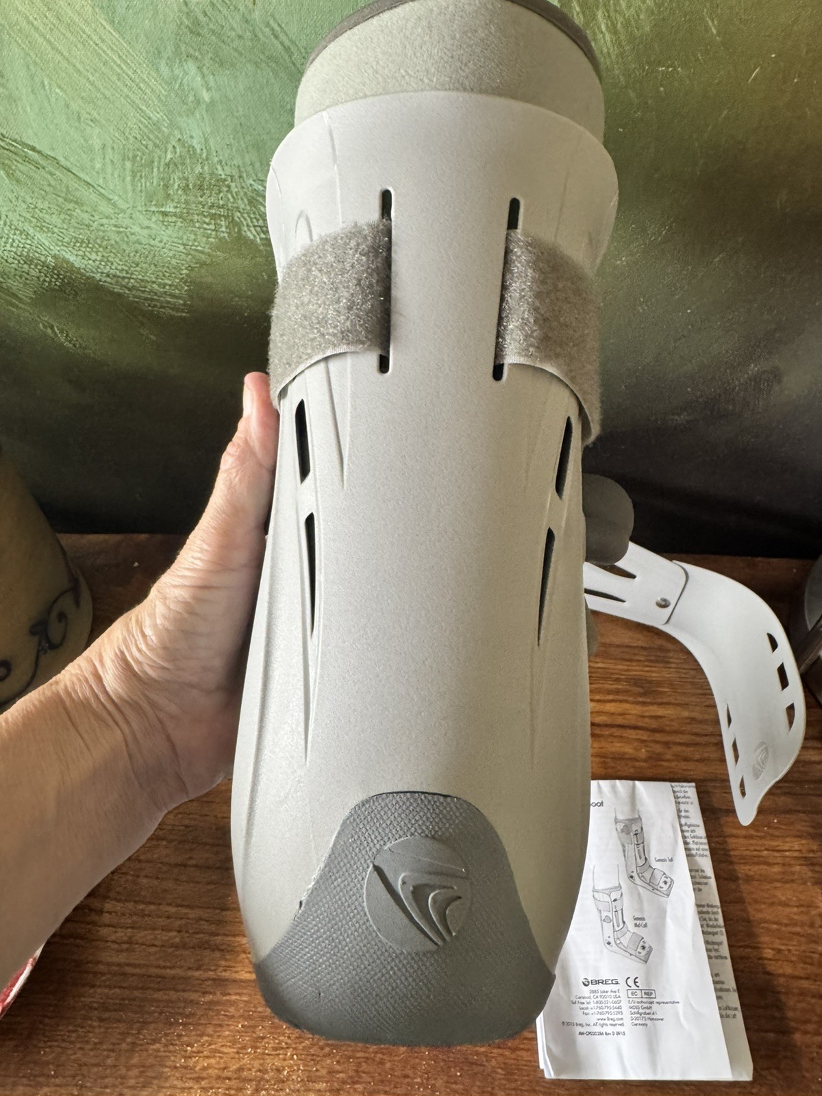 New Breg Genesis Mid-Calf Walker Boot Size Small Pneumatic Air Cast BL525003