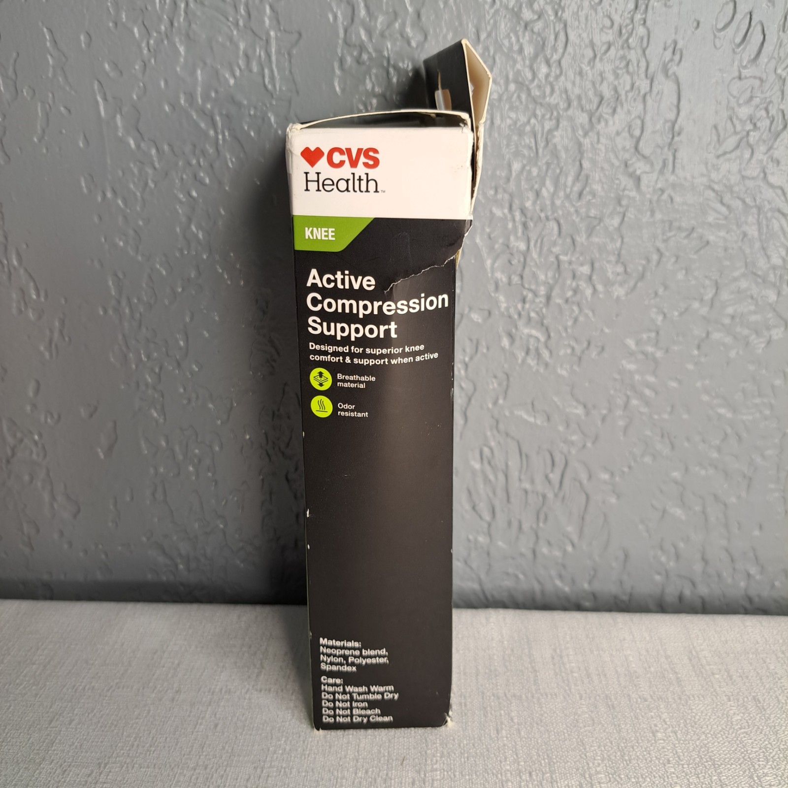 CVS Health Active Compression Knee Support Breathable Material Small Damage Box