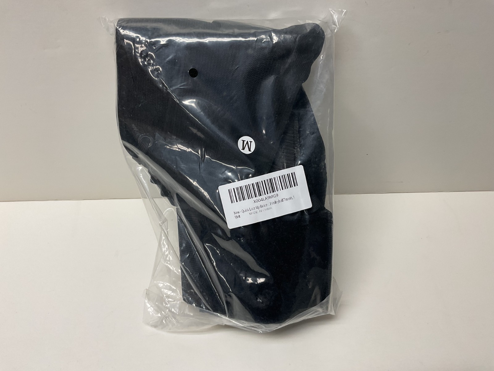 ANKLE BRACE: Men & Women – MEDIUM – Quick Lace – Injury Recovery – NEW IN BAG