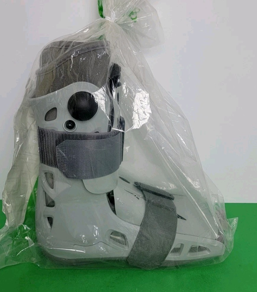 Aircast AirSelect Walker Brace/Walking Boot Standard Medium – New